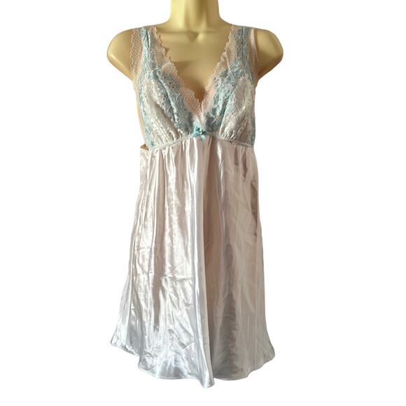 Flora by Flora Nikrooz White Satin Nightgown with Lace Trim Woman Size Large - Picture 1 of 9